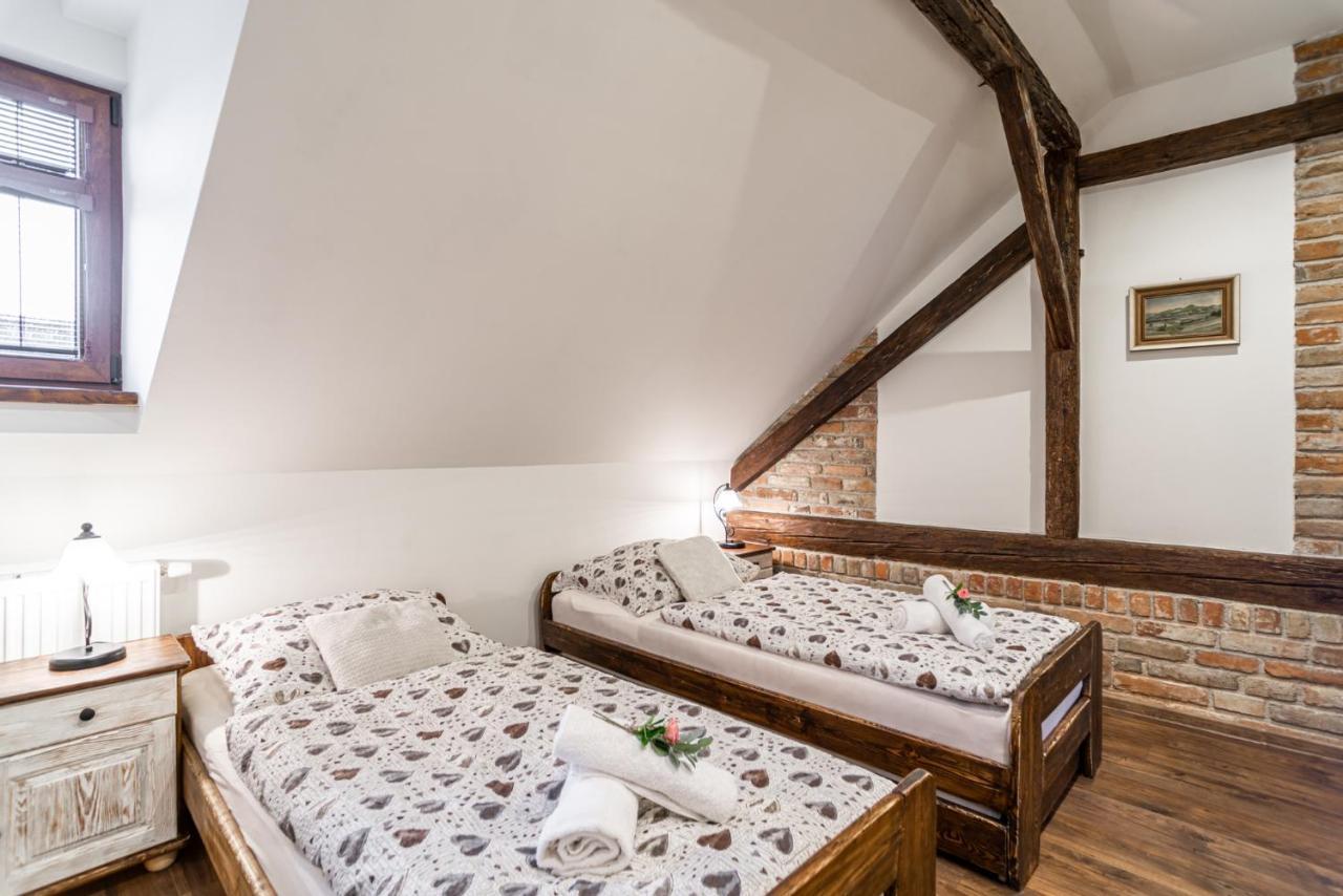 Apartmany In Veritas Mikulov Eksteriør bilde