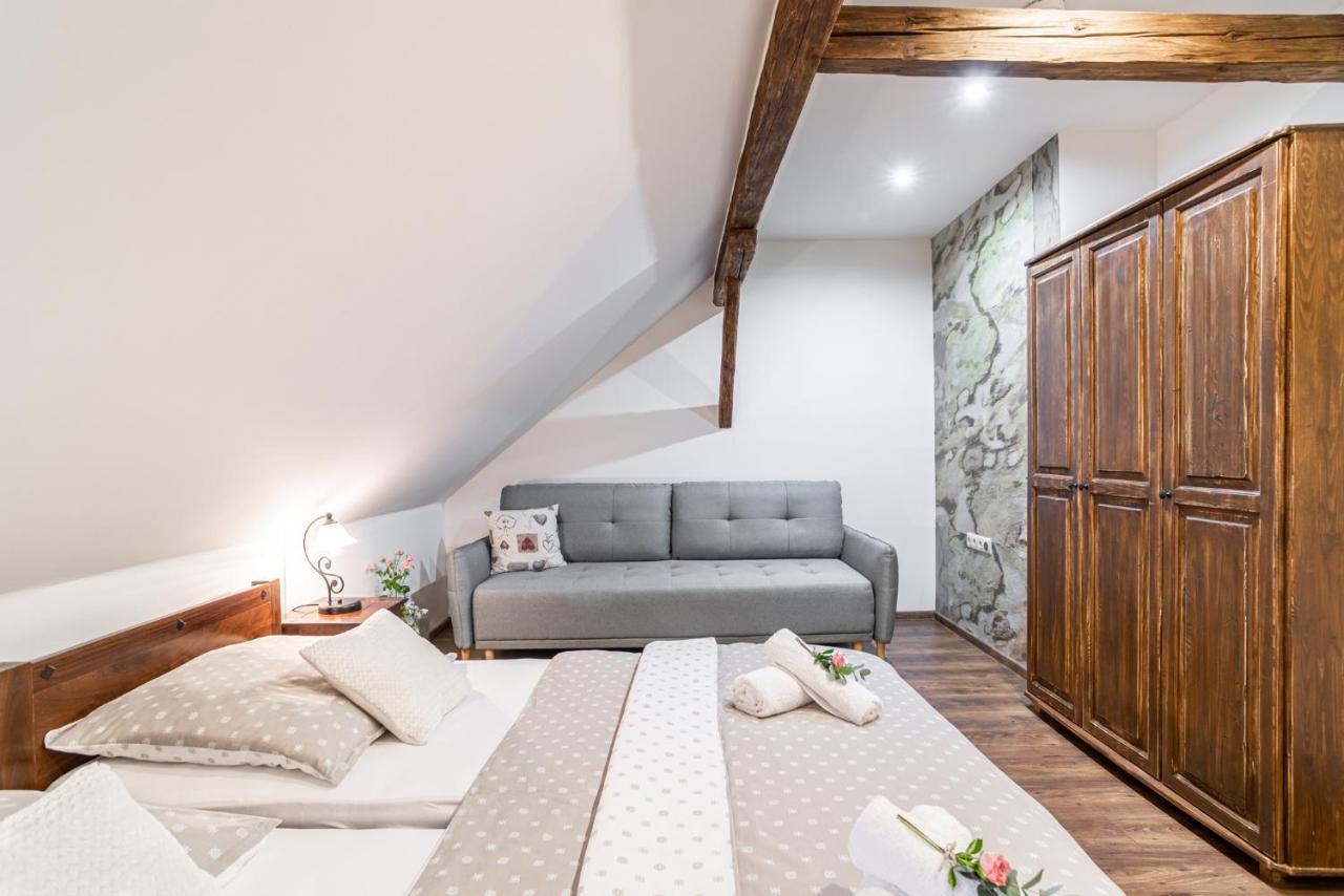 Apartmany In Veritas Mikulov Eksteriør bilde