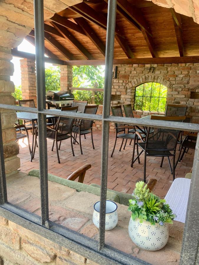 Apartmany In Veritas Mikulov Eksteriør bilde